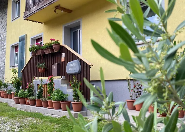 Trnovo Ob Soci Kuhala